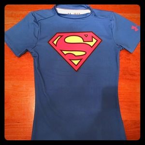 UNDER ARMOR fitted superman compression T-shirt